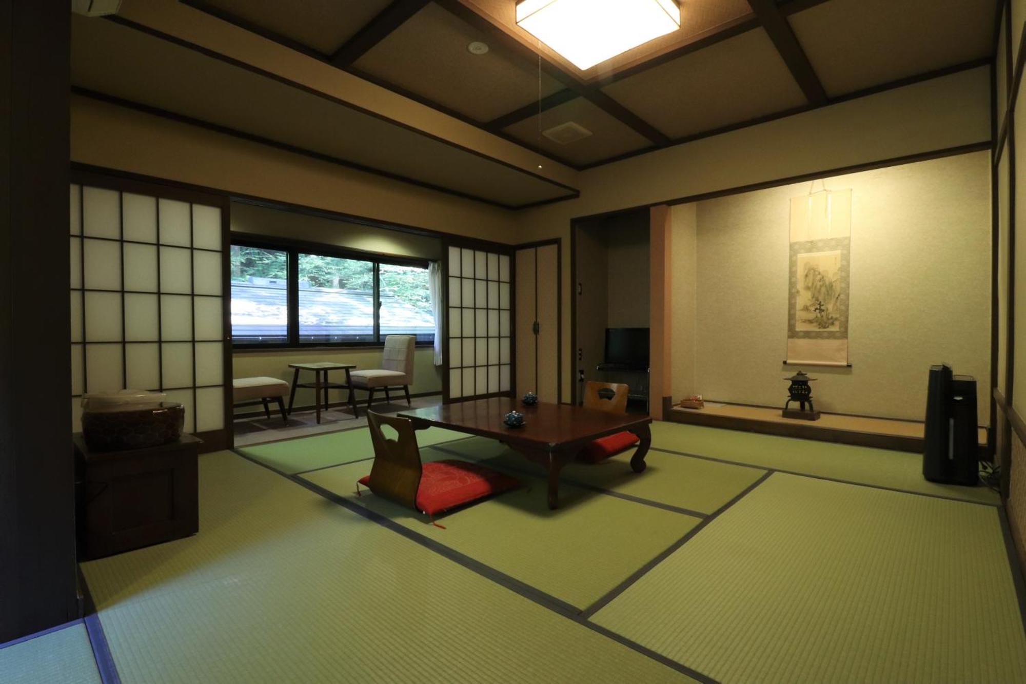 Yumoto Ueyama Ryokan Himeji Bagian luar foto